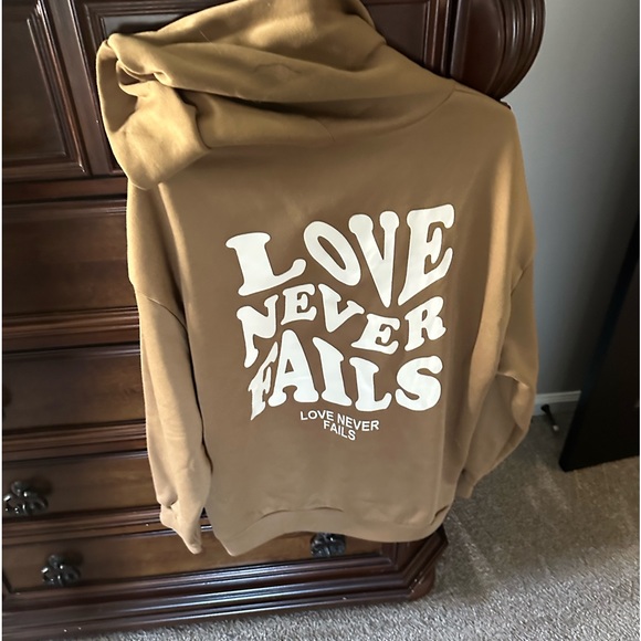 SHEIN Tops - NWOT Shein Hoodie